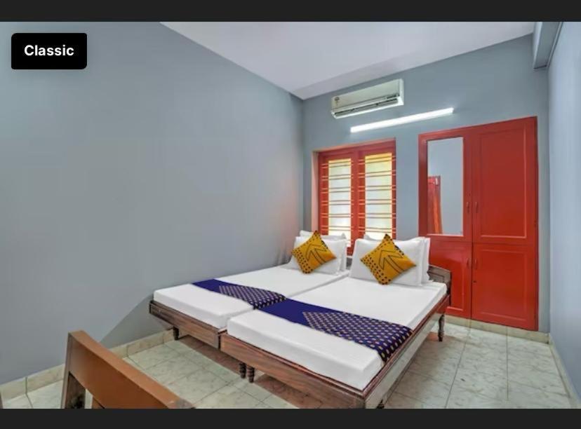 Ss Kkp Tourist Home Thiruvananthapuram Exterior photo