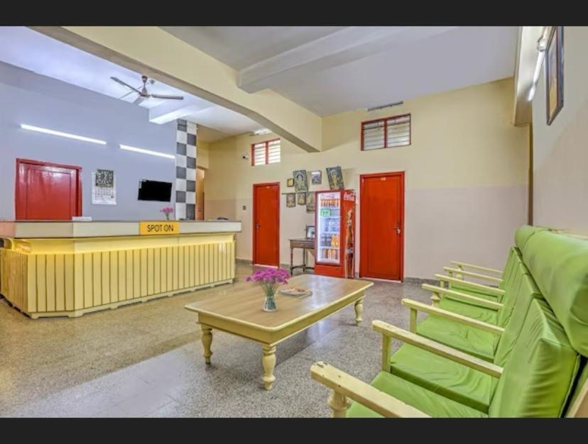 Ss Kkp Tourist Home Thiruvananthapuram Exterior photo